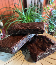 Load image into Gallery viewer, PRE-ORDER Brownies, batch of 9